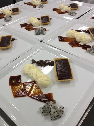 Chocolate tarlet with tiramisu espuma